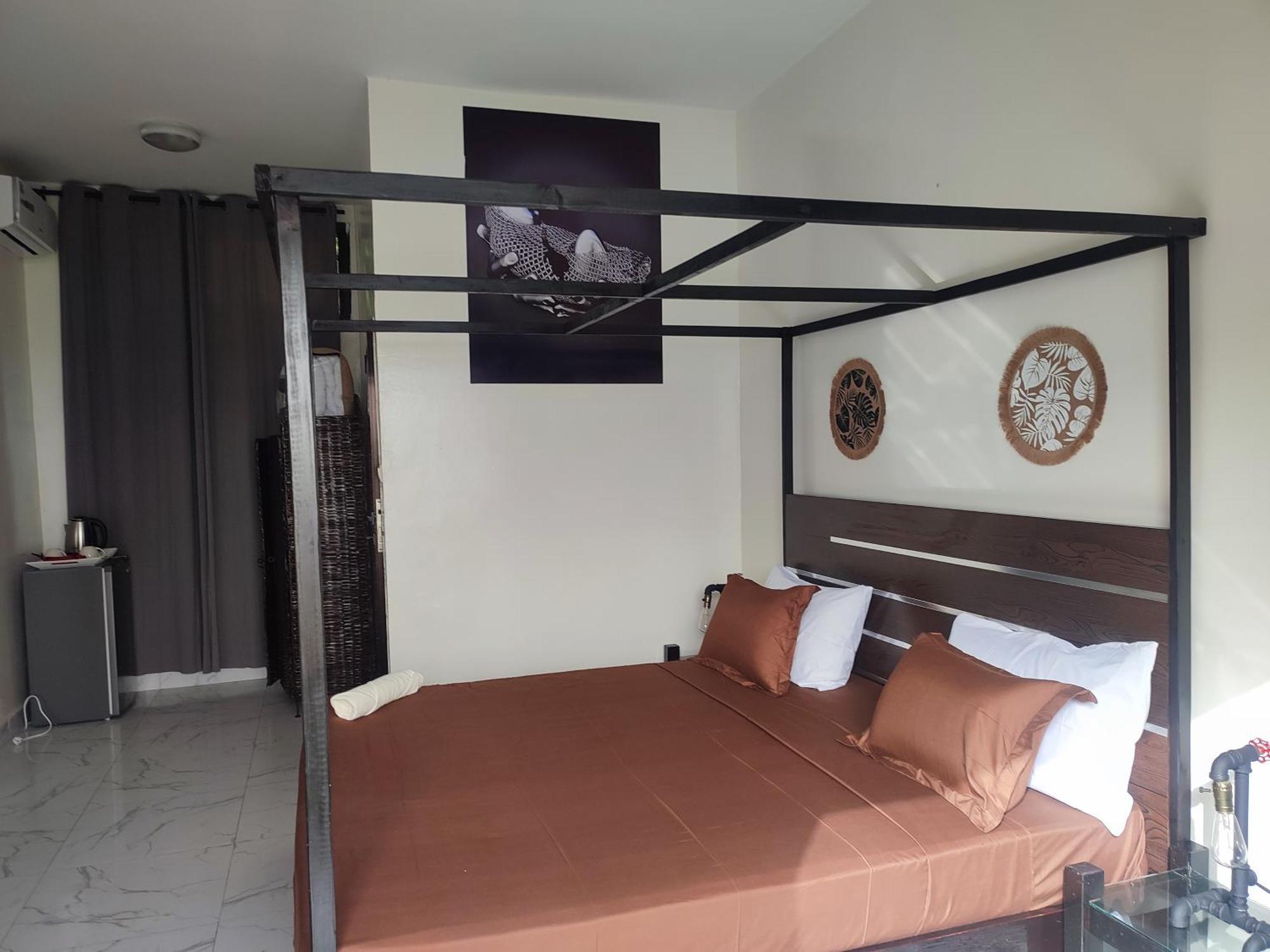 Latinaya Hotel Popenguine Экстерьер фото